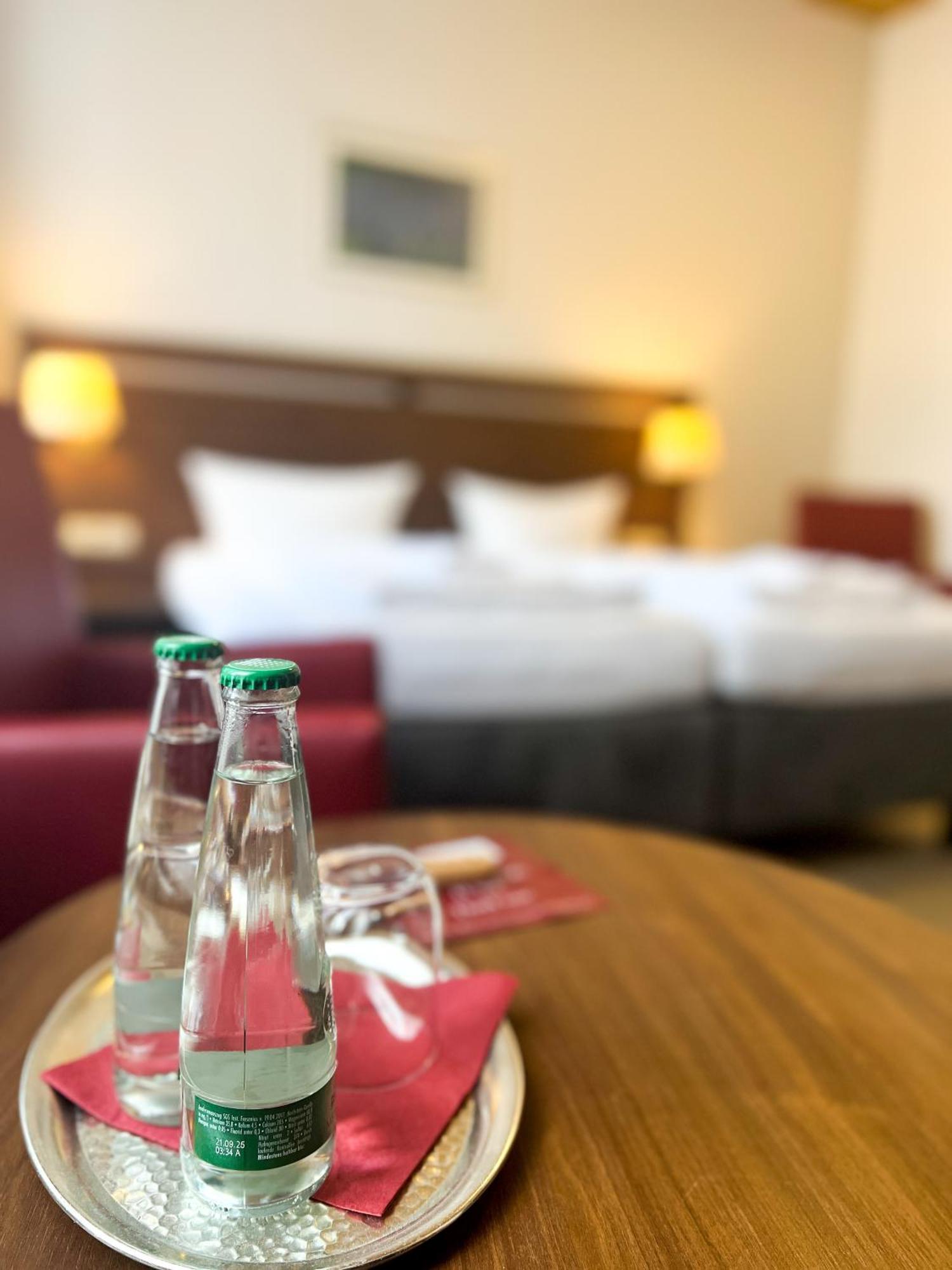 Hotel Fraenkischer Hof Kitzingen Luaran gambar