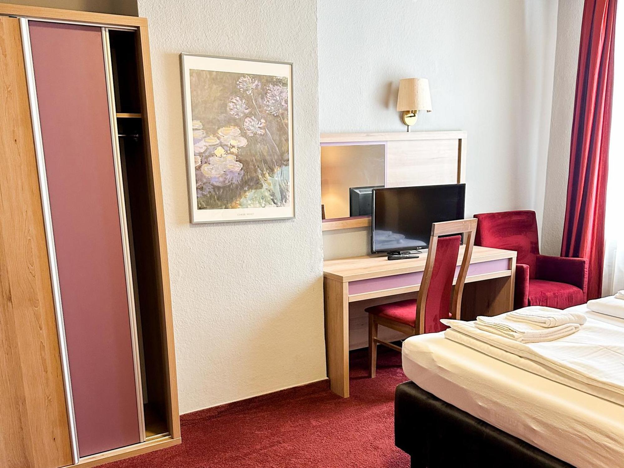 Hotel Fraenkischer Hof Kitzingen Luaran gambar