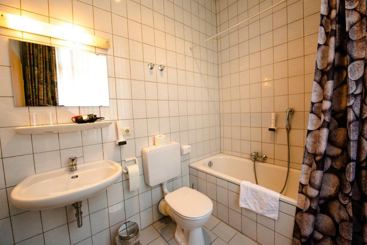 Hotel Fraenkischer Hof Kitzingen Luaran gambar